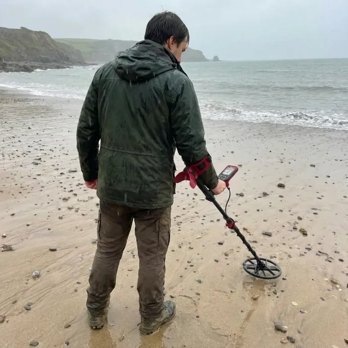 metal-detector-3.webp